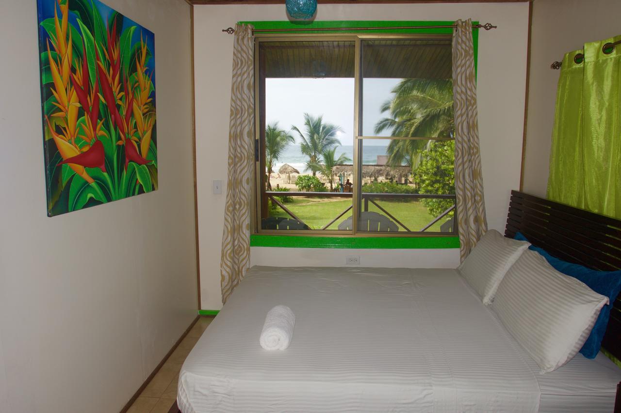 Red Frog Bungalows Surf Resort Bastimentos Ngoại thất bức ảnh